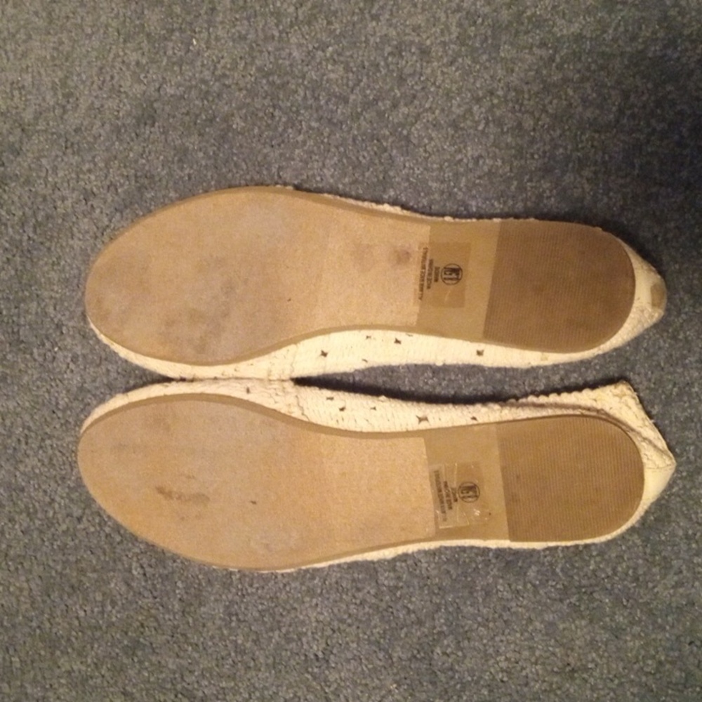Flats - Picture 3 of 3